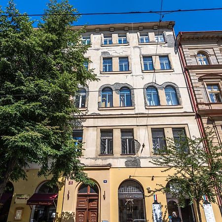 Apartments Safarikova 18 Прага Екстериор снимка