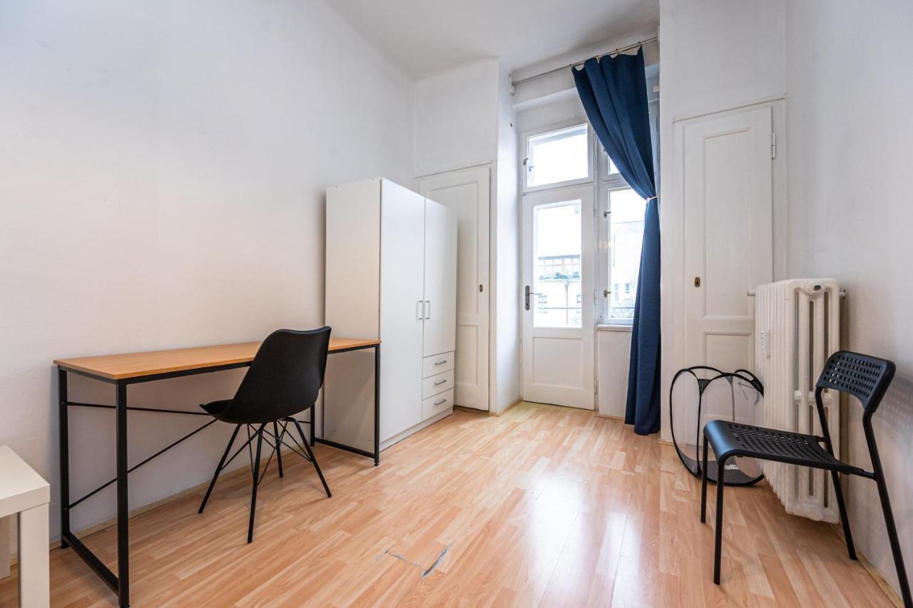 Apartments Safarikova 18 Прага Екстериор снимка