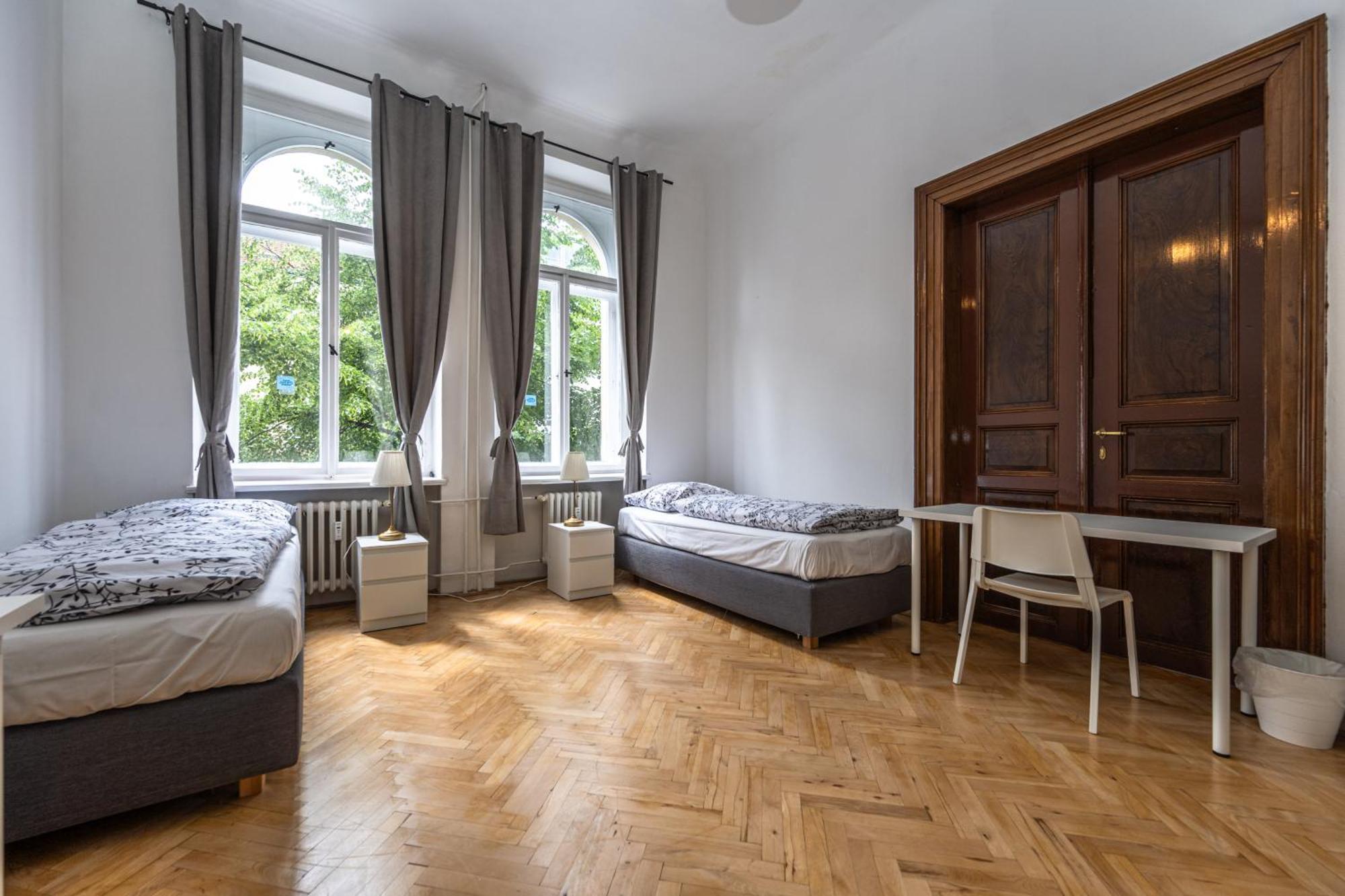 Apartments Safarikova 18 Прага Екстериор снимка