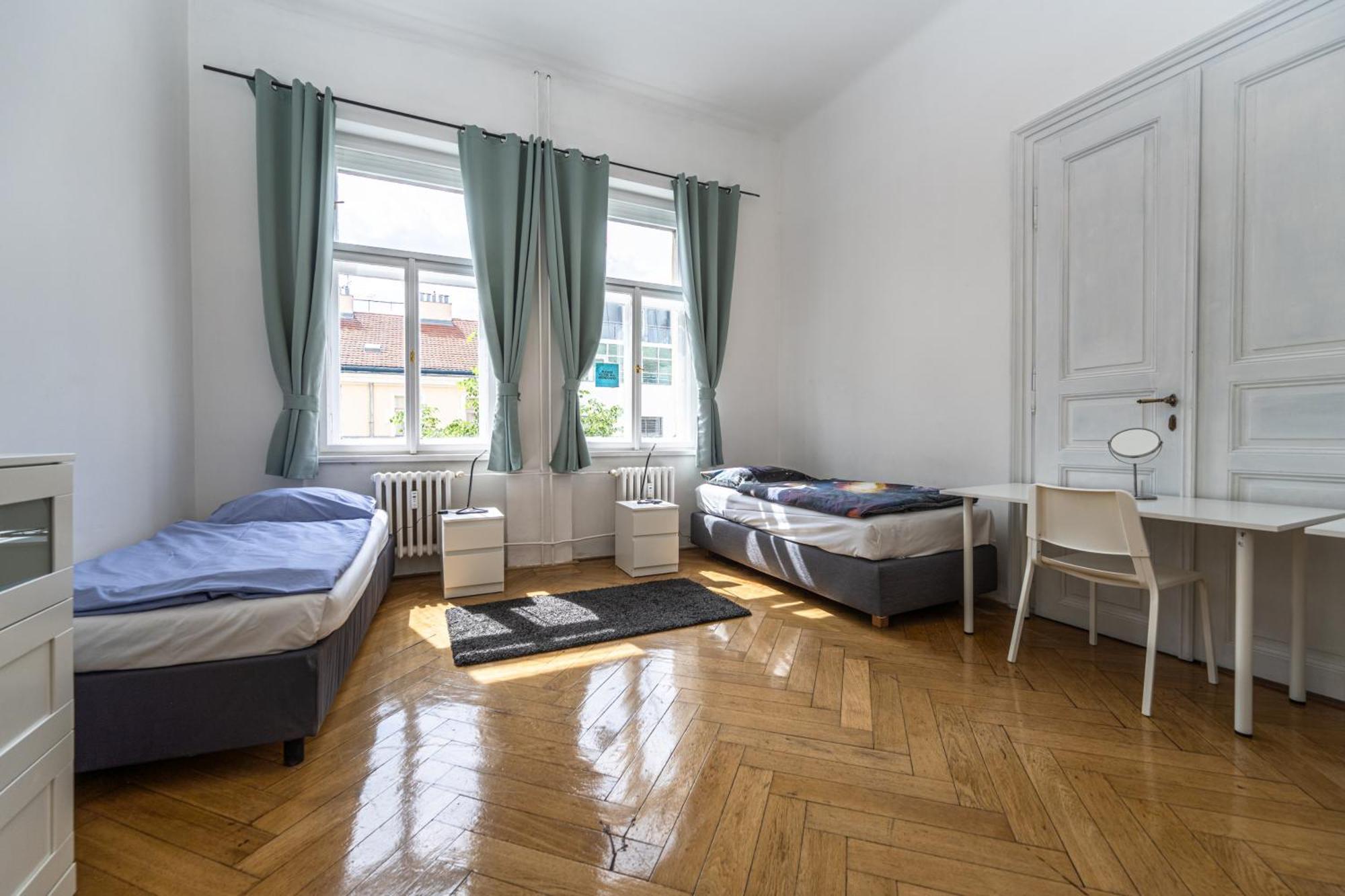 Apartments Safarikova 18 Прага Екстериор снимка